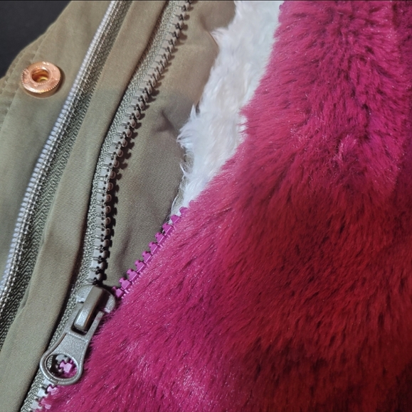 FNF girls winter coat with detached pink vest size 2 yrs - Picture 10 of 13